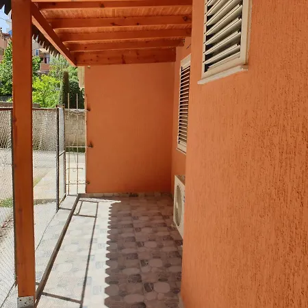 Vacation Near The Afer Liqenit Apartamento *