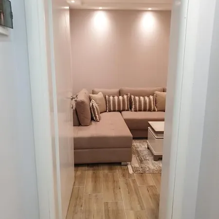 Vacation Near The Afer Liqenit Apartamento *