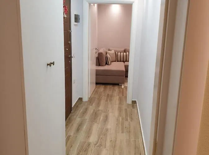 Apartment Vacation Near The Afer Liqenit *